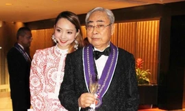 Mỹ nhân 29 tuổi của Trung Quốc bị đại gia 80 tuổi bỏ rơi