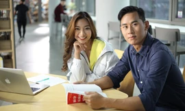 Diễn viên gốc Việt của “Doctor Strange” thả thính mỹ nữ trong “Võ sinh đại chiến”