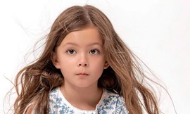 con gái Hồng Nhung