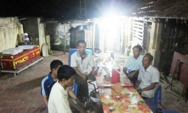 Tắm ao giữa trưa nắng, hai học sinh chết đuối