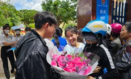 Những tình huống bất ngờ ‘khó đỡ’ khi thí sinh rời phòng thi