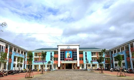 Giáo viên ở Hà Nội phân công phụ huynh 'sau 17h mang chổi đến trực nhật lớp': Hiệu trưởng nói gì?