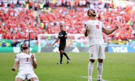 World Cup 2022: Hai phút bù giờ điên rồ, Iran quật ngã Xứ Wales trong trận đấu giàu cảm xúc