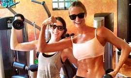 Bồ G. Clooney vén bụng phản bác tin đồn có bầu