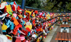 Người đầu tiên gửi đi thiệp Valentine là ở nước nào?