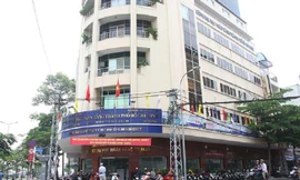 Ngân hàng Nhà nước tiếp tục đình chỉ công tác lãnh đạo trường ĐH Ngân hàng TPHCM