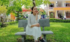 Đặng Thị Hồng Trang (lớp 12A1 Trường THPT Mỹ Tho, huyện Ý Yên, tỉnh Nam Định) là một trong hai thí sinh đã đạt được điểm 10 bài thi môn Ngữ văn