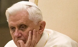 Bác bỏ tin đồn Giáo hoàng thoái vị vì bê bối đồng tính