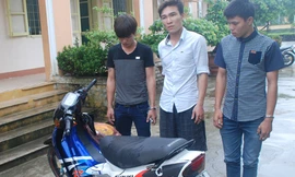 Đâm CSGT bị thương rồi 'đại náo' bệnh viện