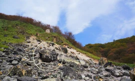 Người Nhật hoang mang khi hòn đá phong ấn cáo 9 đuôi vỡ nát 