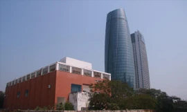 Bảo tàng Đà Nẵng, Trung tâm hành chính TP Đà Nẵng là các công trình xâm hại, xây dựng trên nền cốt và vùng đệm di tích quốc gia đặc biệt thành Điện Hải Ảnh: Nguyễn Thành