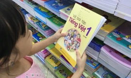 Giá trị một cuốn SGK phụ thuộc vào hội đồng thẩm định hay thực tế thẩm định? Ảnh: Như Ý 