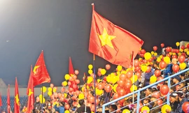 Bóng đá Việt Nam có thể coi là hình ảnh phản ánh hiệu quả phòng chống dịch bệnh của Chính phủ và người dân khi người hâm mộ vẫn có thể phủ kín sân trong những trận bóng đỉnh cao