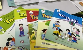SGK mới năm học 2021-2022 chỉ còn 3 bộ thay vì 5 bộ như năm ngoái 