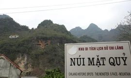 Núi Mặt Quỷ 