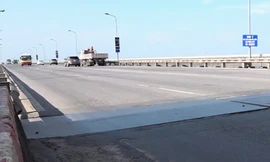 Bộ Giao thông bàn phương án sửa mặt cầu Thăng Long