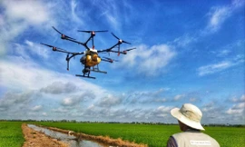 Mô hình bay không người lái phun thuốc BVTV của kỹ sư Lâm Trọng Nghĩa 