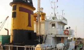 Chiếc tàu được cho là chở dầu của đại gia Sơn “sắt” trước khi bị bắt liên quan đến vụ nhập khẩu dầu DO Ảnh: Nguyễn Hoàn 