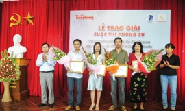 Nhiều cộng tác viên có phóng sự đoạt giải trong cuộc thi phóng sự của báo Tiền Phong năm 2008 