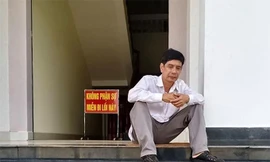 Bị cáo Lương Hữu Phước tại sân tòa hôm 29/5, thời điểm cấp phúc thẩm chưa tuyên án 