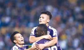 Vượt lên trên các đồng nghiệp, Quang Hải xứng đáng là ứng viên sáng giá nhất cho danh hiệu Quả bóng vàng Việt Nam năm nay ảnh: VSI 