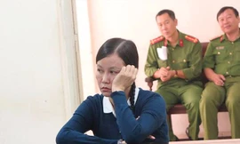 Bị cáo Phùng Mỹ Giang tại tòa 