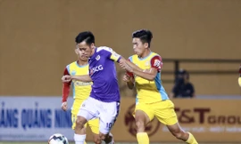 Nếu cầm chân được TPHCM, Khánh Hòa vừa gia tăng hy vọng trụ hạng, vừa gián tiếp giúp CLB Hà Nội trong cuộc đua ở ngôi đầu ảnh: VSI 