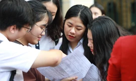 Thí sinh dự thi THPT quốc gia Ảnh: hồng vĩnh 