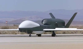 Nhật tung tiền sắm vũ khí 'khủng' quyết giữ Senkaku