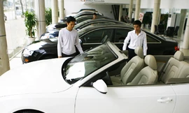 Những chiếc xe hạng sang góp phần gia tăng nhập siêu. Ảnh: Hồng Vĩnh