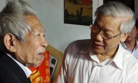 Tổng Bí thư Nguyễn Phú Trọng thăm và chúc Tết người dân Bình Định