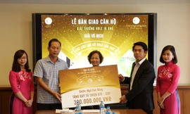 Golfer Ngô Văn Dũng nhận bàn giao căn hộ hơn 3 tỷ đồng từ GFS