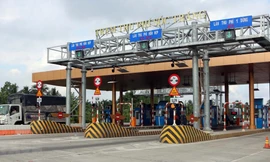 Trạm thu phí BOT Sóc Trăng trong những ngày Tết. (Ảnh: Trung Hiếu/TTXVN)