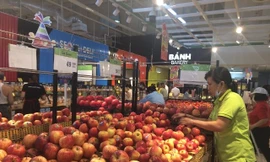 Trái cây nhập khẩu rẻ bất ngờ: Táo Mỹ còn gần 30.000 đồng/kg