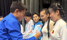 Thành Đoàn TP. HCM tuyên dương lực lượng đoàn viên, sinh viên tham gia phục vụ Đại lễ 30/4