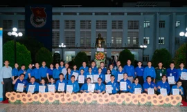 Thành Đoàn TP. HCM tuyên dương 70 gương điển hình bí thư chi đoàn giỏi cấp Thành