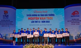 Thành Đoàn TP. HCM tuyên dương 44 gương thanh niên công nhân có thành tích tiêu biểu 