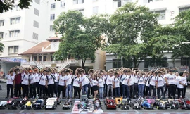 Khởi động cuộc thi “Mini Car Racing 2021” 