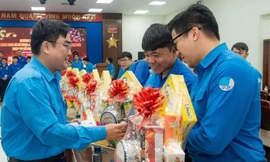 Gặp gỡ, động viên Bí thư đoàn cơ sở và Chủ tịch Hội LHTN phường xã có hoàn cảnh khó khăn tại TP. HCM