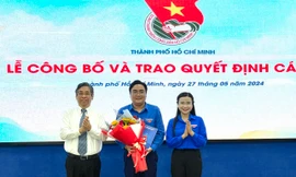 T.Ư Đoàn trao quyết định công nhận chức danh Bí thư Thành Đoàn TP. HCM