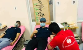 Ngày Quốc tế người hiến máu: Bạn trẻ Sài Gòn nhiệt tình hiến máu với nguyên tắc "5K”
