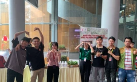 Khởi nghiệp với ‘Tranh sinh học – Biopicture’