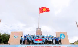 Tuổi trẻ TP. HCM mang yêu thương đến đảo xa qua ‘Hành trình Thanh niên, sinh viên với biển đảo Tổ quốc, năm 2025’
