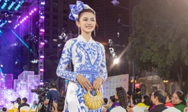Nhiều sinh viên tại TP. HCM được mời tham gia trình diễn áo dài tại Phố đi bộ Nguyễn Huệ 