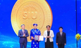 Tiến sĩ trẻ lĩnh vực Khoa học máy tính giành giải Nhất giải ‘SIU Prize Computer Science’ với mức thưởng 2 tỷ đồng