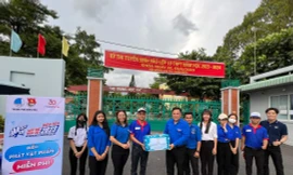 Tỉnh Đoàn Đồng Nai gặp gỡ, động viên các đội hình 'Tiếp sức mùa thi'