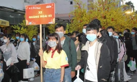 Dành tặng 2000 vé xe Tết miễn phí cho sinh viên và người lao động có hoàn cảnh khó khăn