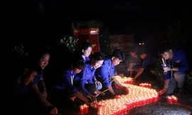 Thành Đoàn TP. HCM thắp nến tri ân các anh hùng liệt sĩ