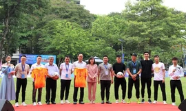 Đoàn Văn Hậu, Phan Văn Đức và dàn sao Việt làm 'nóng' sân trường ĐH Bách khoa