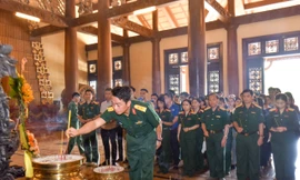 Đoàn viên, thanh niên Bệnh viện Quân y 175 về nguồn tại vùng ‘đất thép’ Củ Chi